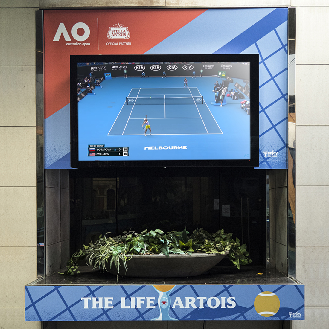 Stella Artois Crown Australian Open Display at The Pub